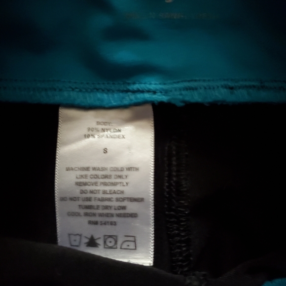 Calvin klein Capri work out leggings size small in black blue and gray - Picture 4 of 4